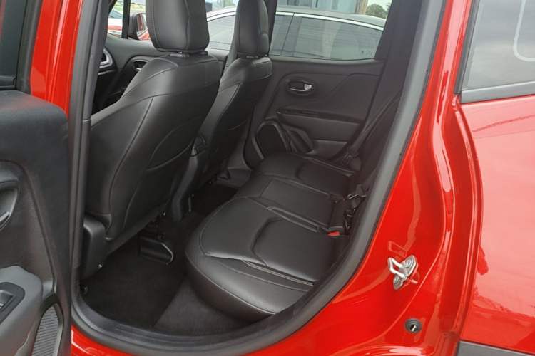Used Jeep Renegade 2021 220T Automatic 80th Anniversary Edition Left Rear Seat