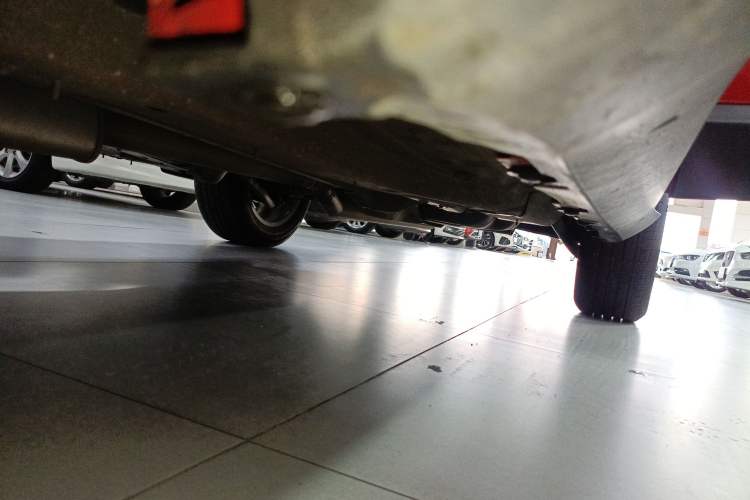 Used Jeep Renegade 2021 220T Automatic Elite Edition Left Side Sill