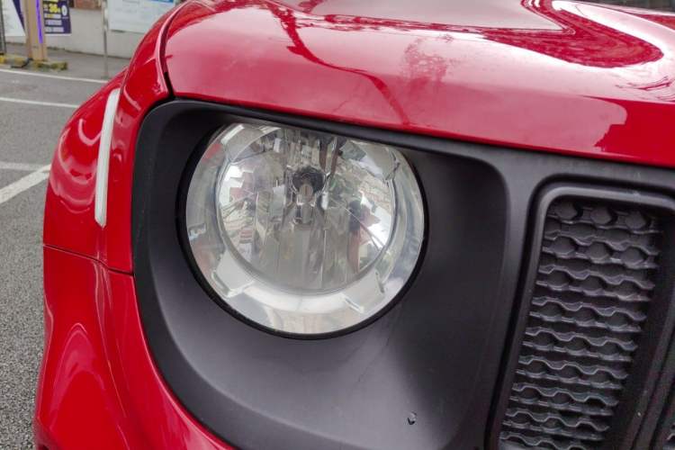 Used Jeep Renegade 2021 220T Automatic Elite Edition Right Front Headlight