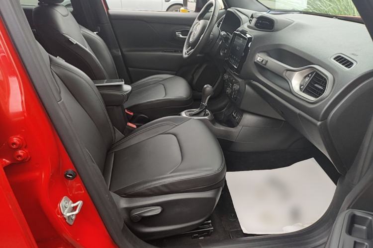 Used Jeep Renegade 2021 220T Automatic 80th Anniversary Edition Right Front Seat