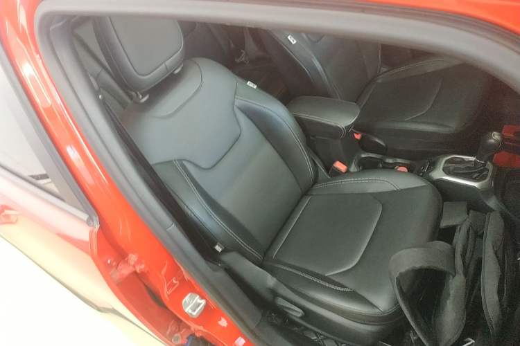 Used Jeep Renegade 2021 220T Automatic Night Eagle Edition Right Front Seat