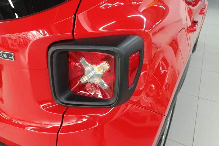 Used Jeep Renegade 2021 220T Automatic Elite Edition Right Rear Taillight