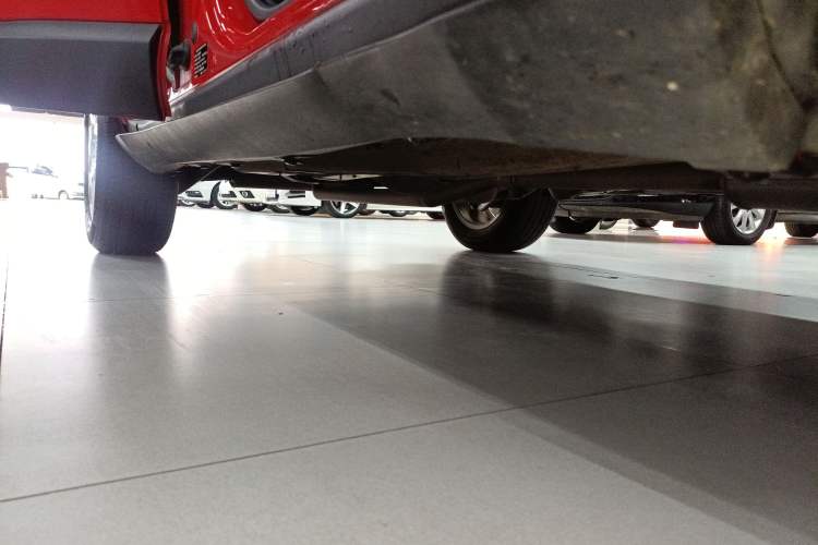 Used Jeep Renegade 2021 220T Automatic Elite Edition Right Side Sill