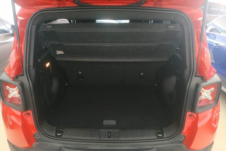 Used Jeep Renegade 2021 220T Automatic Night Eagle Edition Trunk