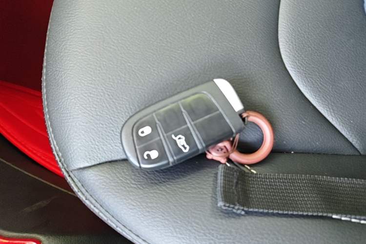 Used Jeep Renegade 2021 220T Automatic Elite Edition Vehicle Key