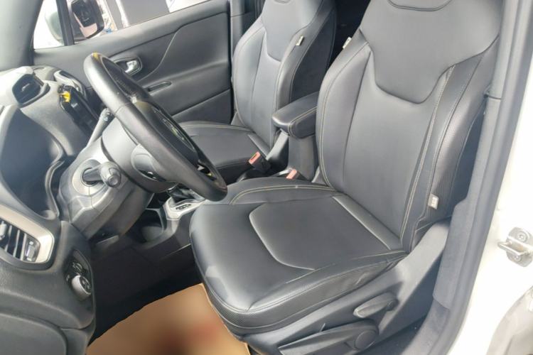 Used Jeep Renegade 2021 220T Automatic 80th Anniversary Edition Left Front Seat