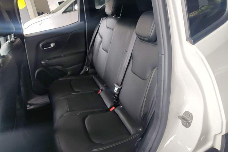 Used Jeep Renegade 2021 220T Automatic 80th Anniversary Edition Left Rear Seat