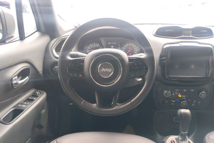 Used Jeep Renegade 2021 220T Automatic 80th Anniversary Edition Steering Wheel