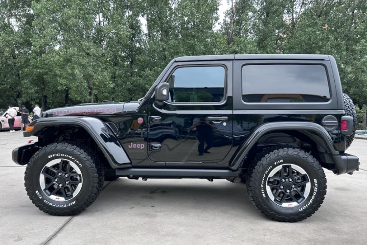 Used Jeep Wrangler  Exterior 4