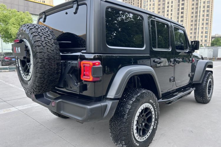 Used Jeep Wrangler  Exterior 6