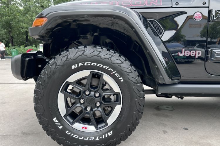 Used Jeep Wrangler  Exterior 8