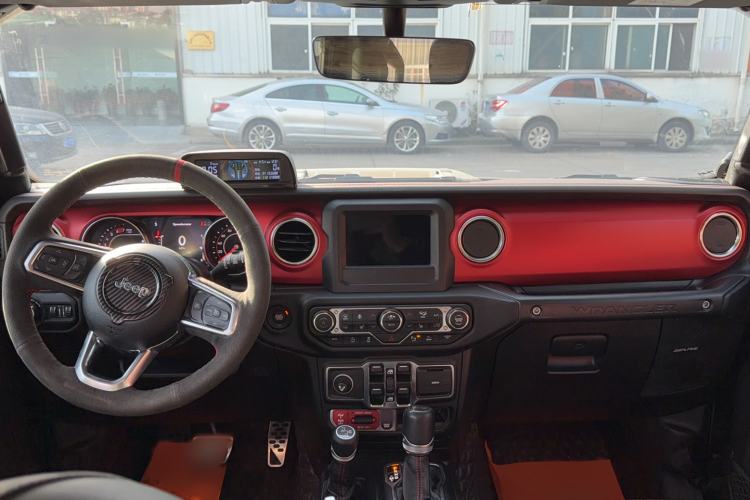 Used Jeep Wrangler  Interior 2