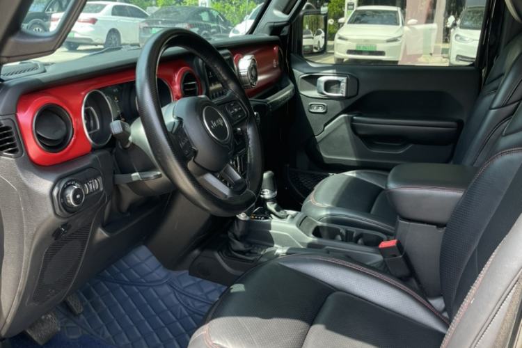Used Jeep Wrangler  Interior 3