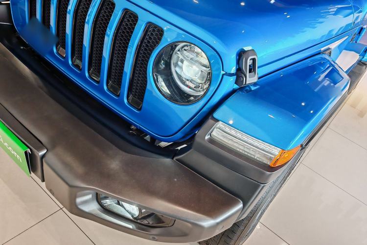 Used Jeep Wrangler 2022 2.0T High Altitude Four-Door Edition Left Front Headlight