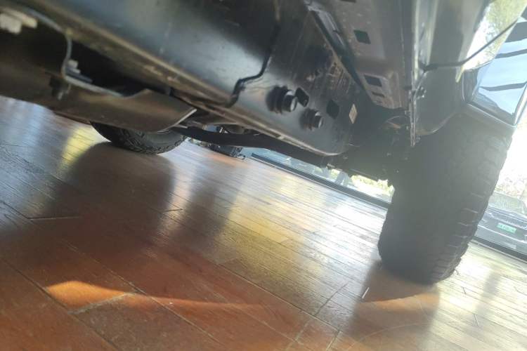 Used Jeep Wrangler 2024 2.0T Sahara Four-Door Edition Chassis Front Right