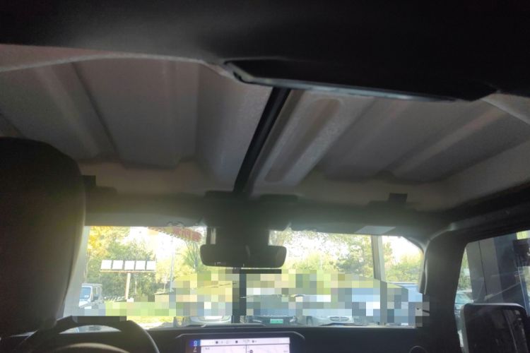 Used Jeep Wrangler 2024 2.0T Sahara Four-Door Edition Headliner