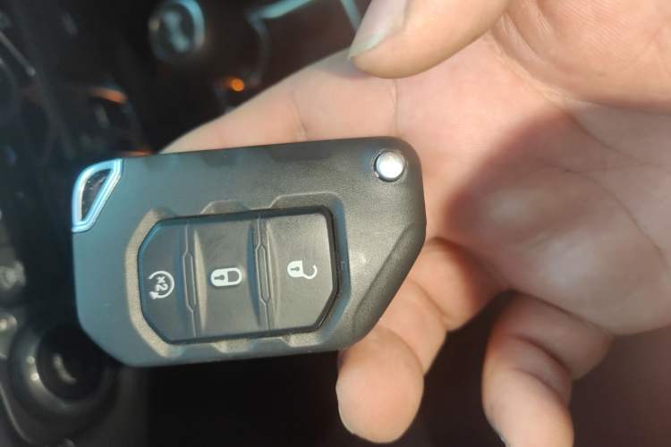 Used Jeep Wrangler 2024 2.0T Sahara Four-Door Edition Vehicle Key