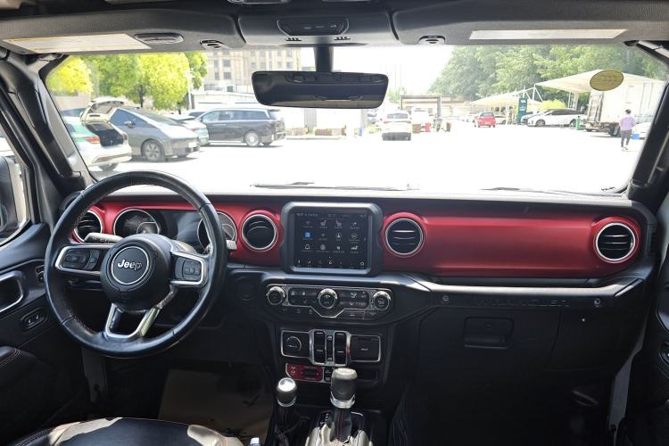 Used Jeep Wrangler  Interior 1