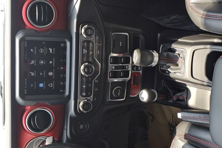 Used Jeep Wrangler  Interior 4