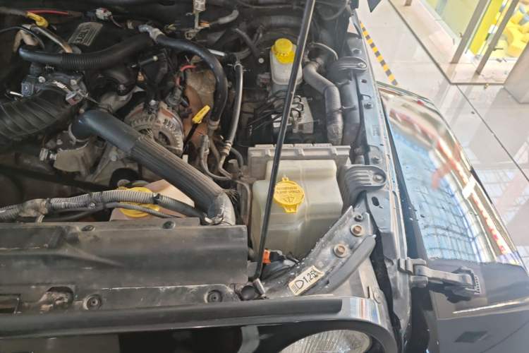 Used Jeep Wrangler 2008 3.8L Sahara Four-Door Edition Engine Bay Left