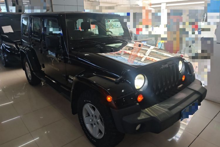Used Jeep Wrangler 2008 3.8L Sahara Four-Door Edition Front Right 45 Deg