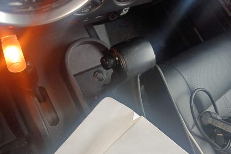 Used Jeep Wrangler 2008 3.8L Sahara Four-Door Edition Gear Lever