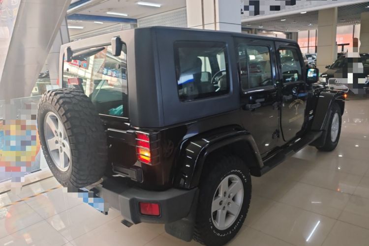 Used Jeep Wrangler 2008 3.8L Sahara Four-Door Edition Rear Right 45 Deg