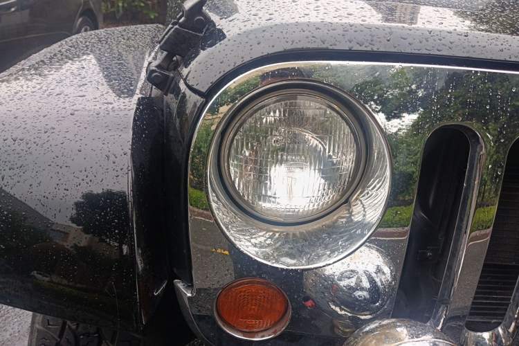 Used Jeep Wrangler 2008 3.8L Sahara Four-Door Edition Right Front Headlight