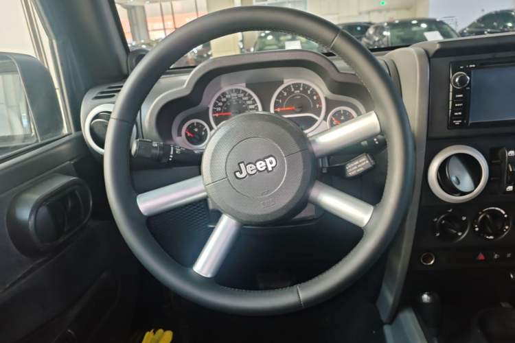 Used Jeep Wrangler 2008 3.8L Sahara Four-Door Edition Steering Wheel
