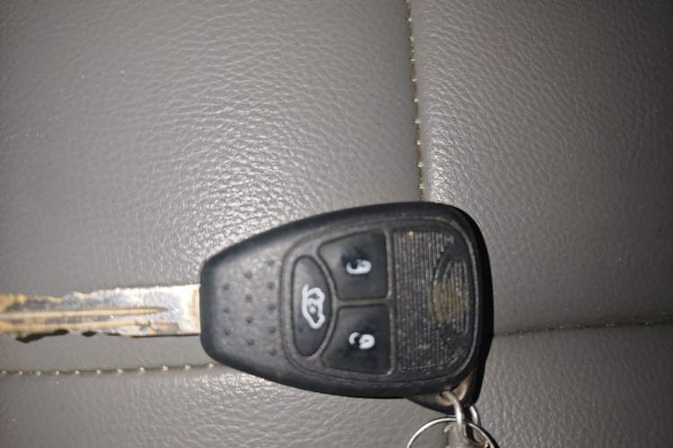 Used Jeep Wrangler 2008 3.8L Sahara Four-Door Edition Vehicle Key