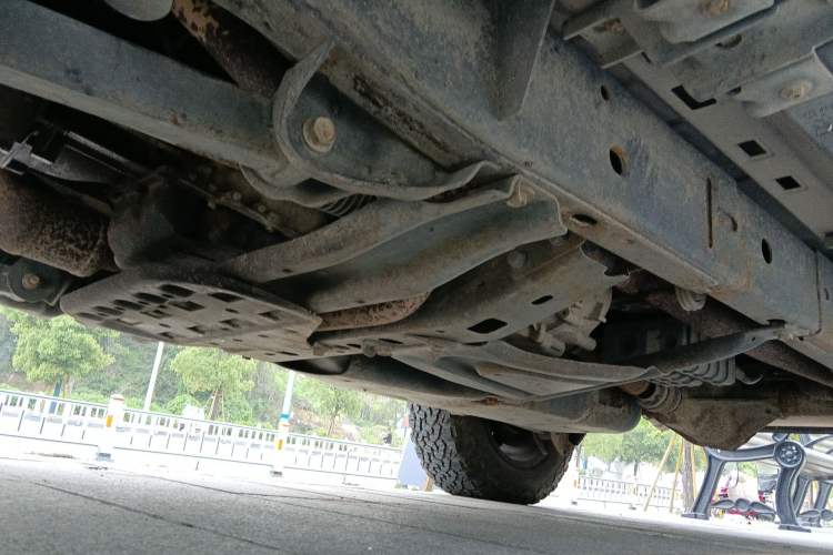 Used Jeep Wrangler 2008 3.8L Sahara two-door model Chassis Front Left