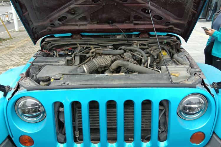 Used Jeep Wrangler 2008 3.8L Sahara two-door model Engine Bay