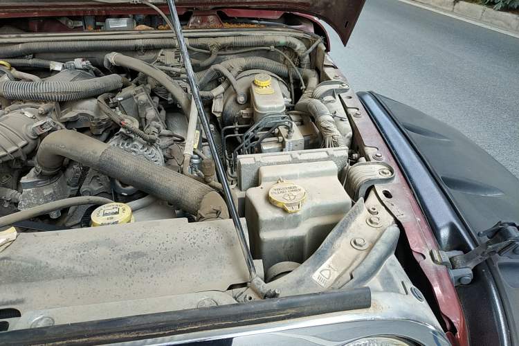 Used Jeep Wrangler 2008 3.8L Sahara two-door model Engine Bay Left