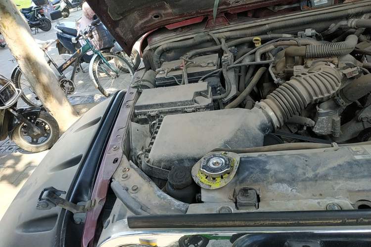 Used Jeep Wrangler 2008 3.8L Sahara two-door model Engine Bay Right