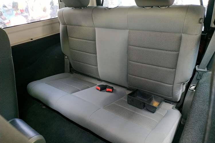 Used Jeep Wrangler 2008 3.8L Sahara two-door model Left Rear Seat
