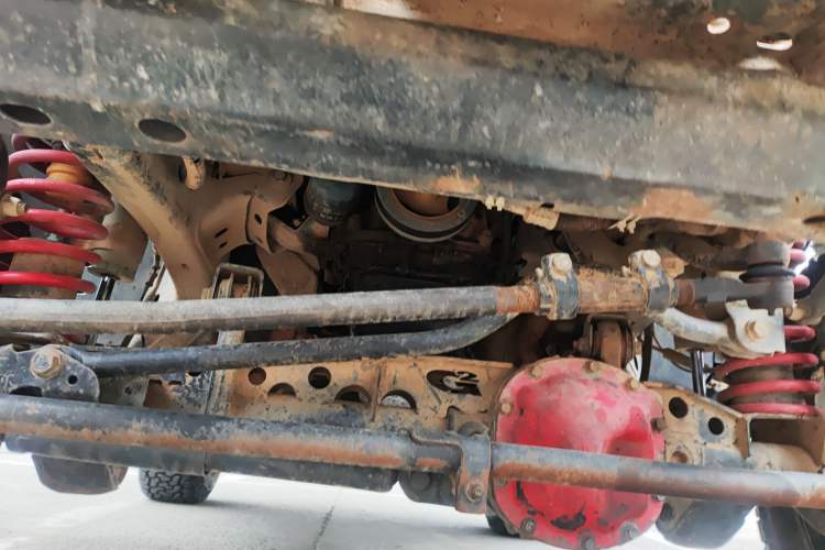 Used Jeep Wrangler 2010 3.8L Sahara two-door model Chassis Front