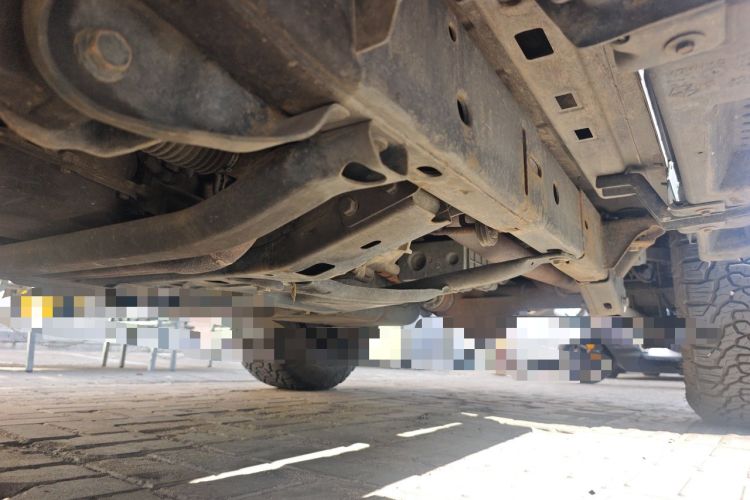 Used Jeep Wrangler 2010 3.8L Sahara two-door model Chassis Front Left