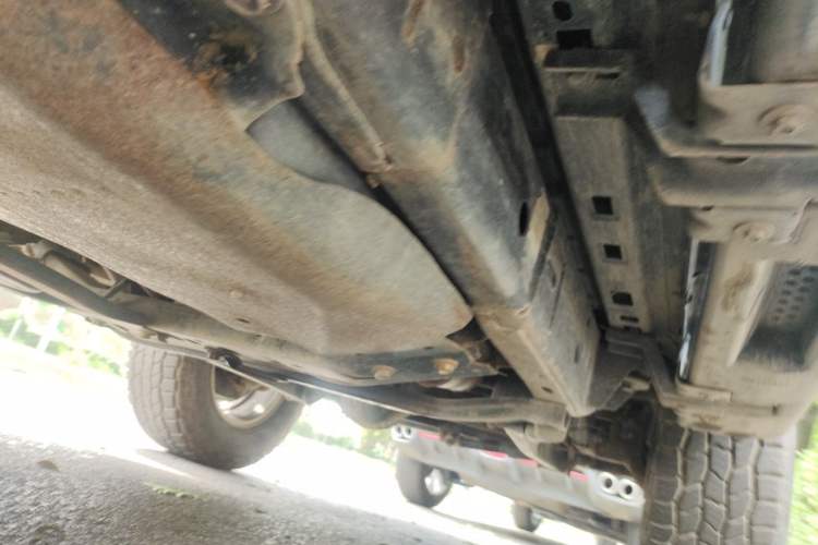 Used Jeep Wrangler 2010 3.8L Sahara two-door model Chassis Rear Right