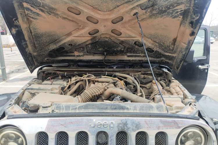Used Jeep Wrangler 2010 3.8L Sahara two-door model Engine Bay