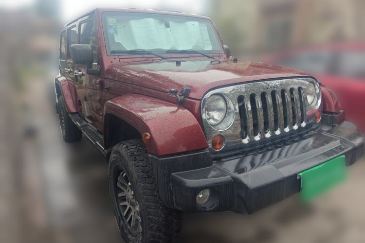 Used Jeep Wrangler 2010 3.8L Sahara Four-Door Edition Front Right 45 Deg