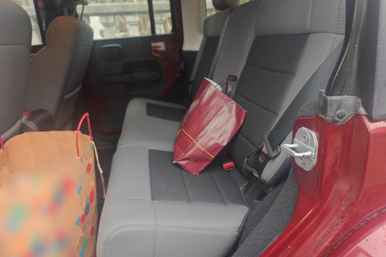 Used Jeep Wrangler 2010 3.8L Sahara Four-Door Edition Left Rear Seat