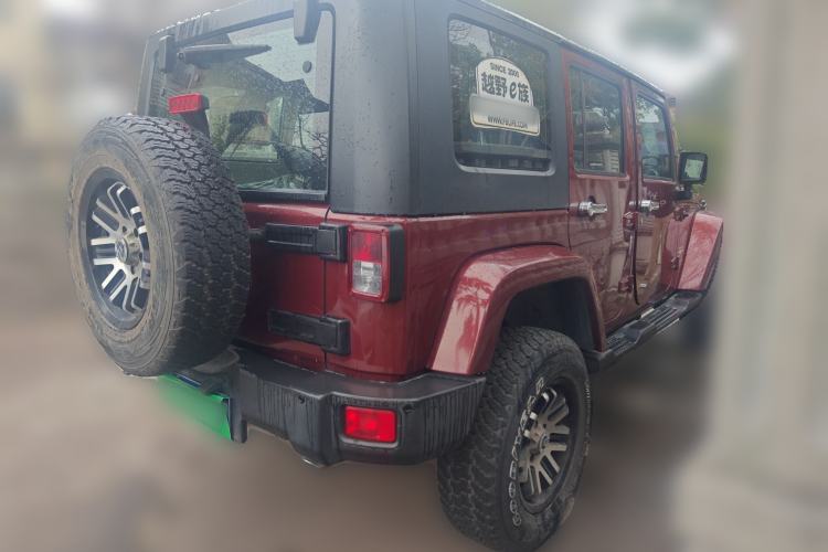 Used Jeep Wrangler 2010 3.8L Sahara Four-Door Edition Rear Right 45 Deg