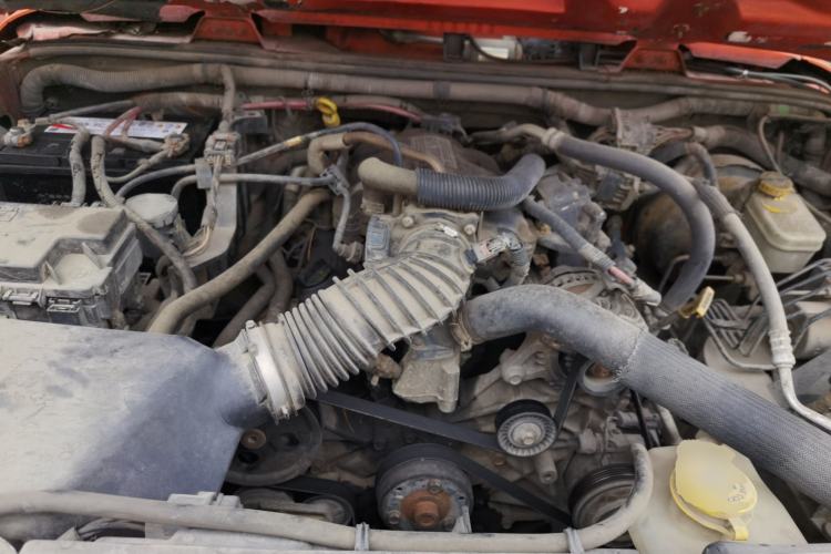 Used Jeep Wrangler 2010 3.8L Sahara Four-Door Edition Engine Bay