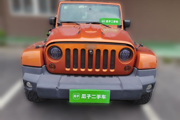 Used Jeep Wrangler 2010 3.8L Sahara Four-Door Edition Front