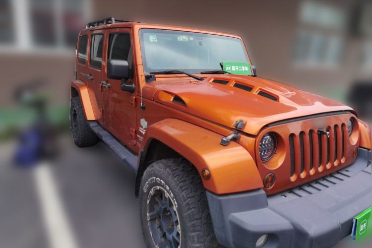 Used Jeep Wrangler 2010 3.8L Sahara Four-Door Edition Front Right 45 Deg