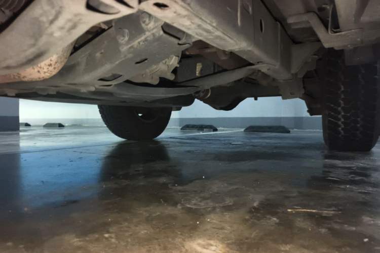 Used Jeep Wrangler 2011 3.8L Sahara two-door model Chassis Front Left