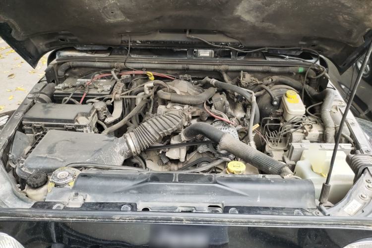 Used Jeep Wrangler 2011 3.8L Sahara Four-Door Edition Engine Bay