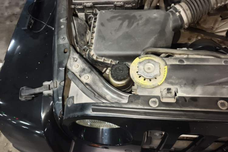 Used Jeep Wrangler 2011 3.8L Sahara two-door model Engine Bay Right