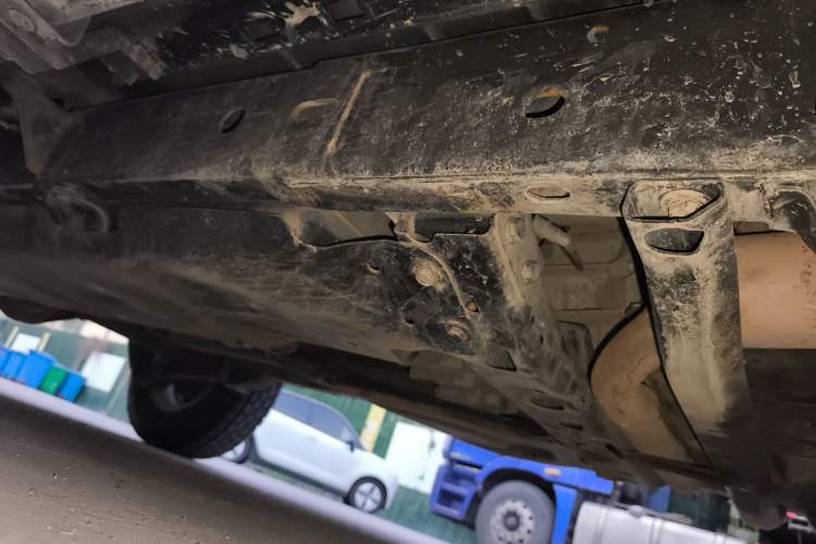 Used Jeep Wrangler 2011 3.8L Sahara Four-Door Edition Chassis Front Right