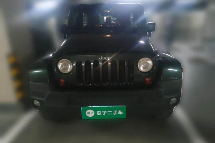 Used Jeep Wrangler 2011 3.8L Sahara Four-Door Edition Front